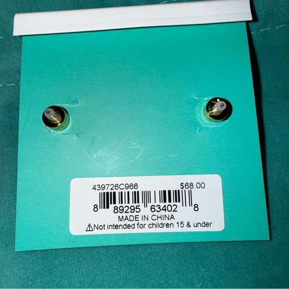 Kurt Geiger NWTB Eagle Head Crystal Encrusted & Gold Tone Post Earrings - Picture 3 of 10